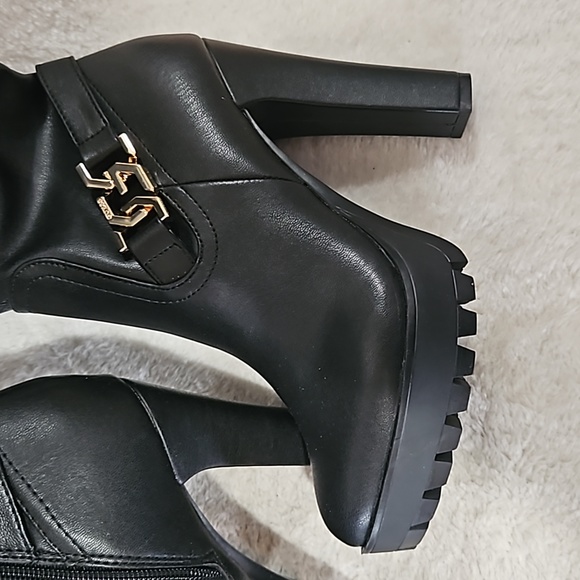 Guess Tailia Women Lug Platform Over the Knee Boot Black Size 6 M - Picture 8 of 14